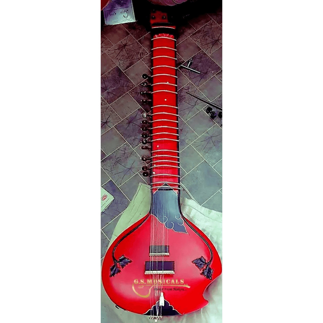 SITAR FUSION ELECTRIC PROFESSIONA WITH FIBERGLASS CASE GSM078